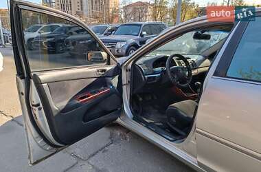 Седан Toyota Camry 2003 в 