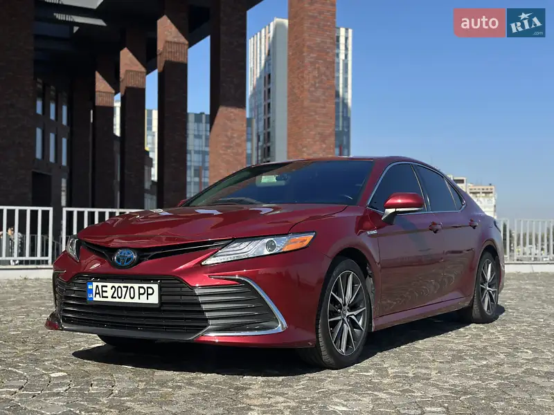 Седан Toyota Camry 2020 в 