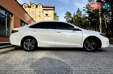 Седан Toyota Camry 2016 в 