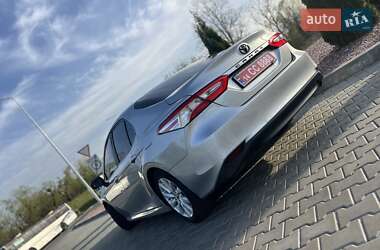 Седан Toyota Camry 2018 в 