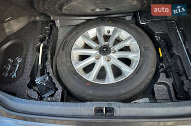 Седан Toyota Camry 2012 в 