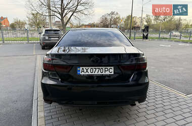 Седан Toyota Camry 2015 в 