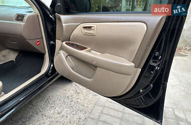 Седан Toyota Camry 1998 в 