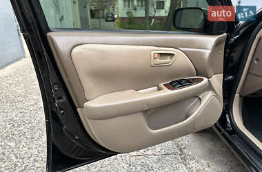 Седан Toyota Camry 1998 в 