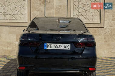 Седан Toyota Camry 2014 в 