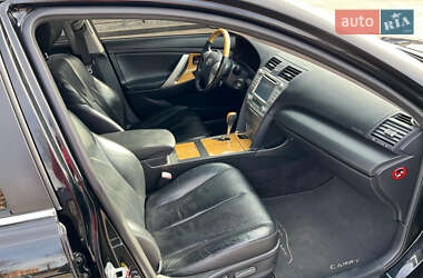 Седан Toyota Camry 2006 в 