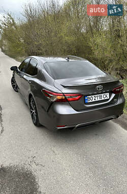 Седан Toyota Camry 2019 в 