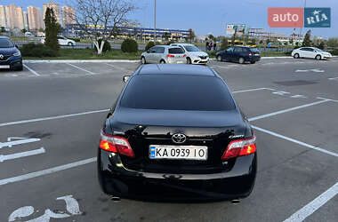 Седан Toyota Camry 2006 в 