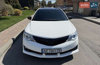 Седан Toyota Camry 2015 в 