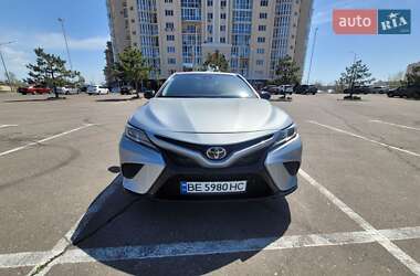 Седан Toyota Camry 2019 в 