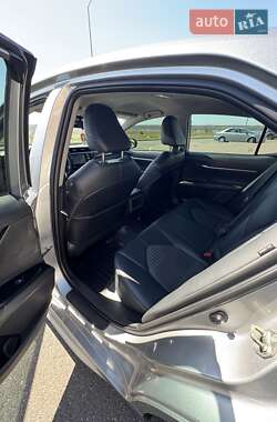 Седан Toyota Camry 2019 в 