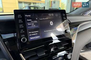 Седан Toyota Camry 2022 в 