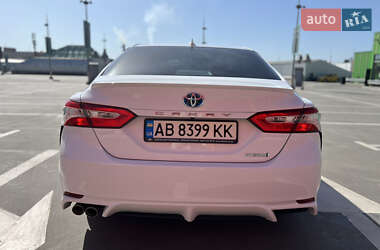 Седан Toyota Camry 2020 в 