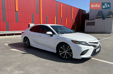 Седан Toyota Camry 2020 в 