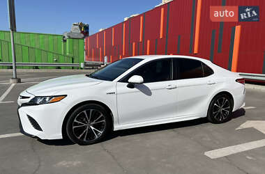 Седан Toyota Camry 2020 в 