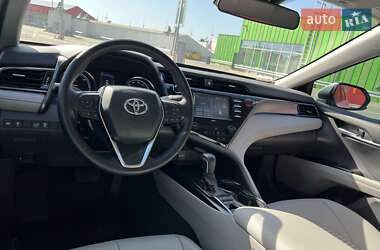 Седан Toyota Camry 2020 в 
