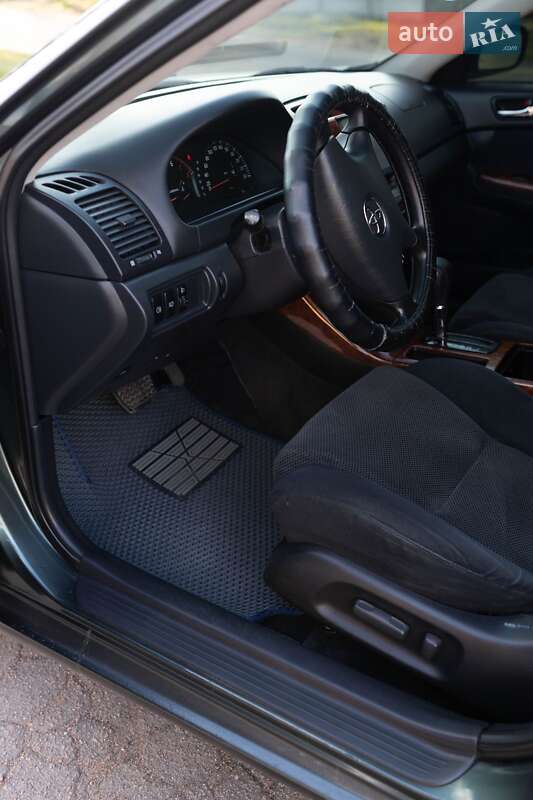 Седан Toyota Camry 2002 в Малій Висці