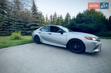 Седан Toyota Camry 2020 в 