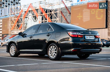 Седан Toyota Camry 2015 в 