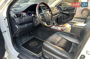 Седан Toyota Camry 2012 в 