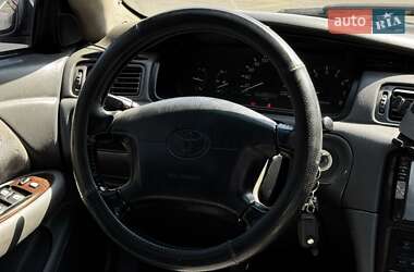 Седан Toyota Camry 1998 в 