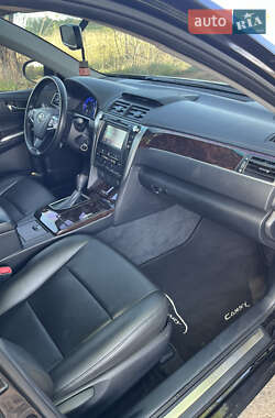 Седан Toyota Camry 2017 в 