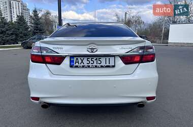 Седан Toyota Camry 2015 в 