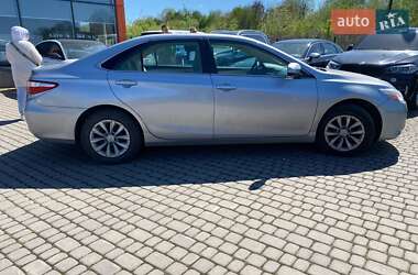 Седан Toyota Camry 2017 в 