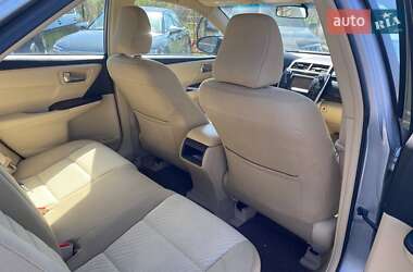 Седан Toyota Camry 2017 в 