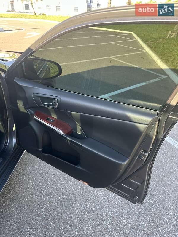 Седан Toyota Camry 2012 в Житомире