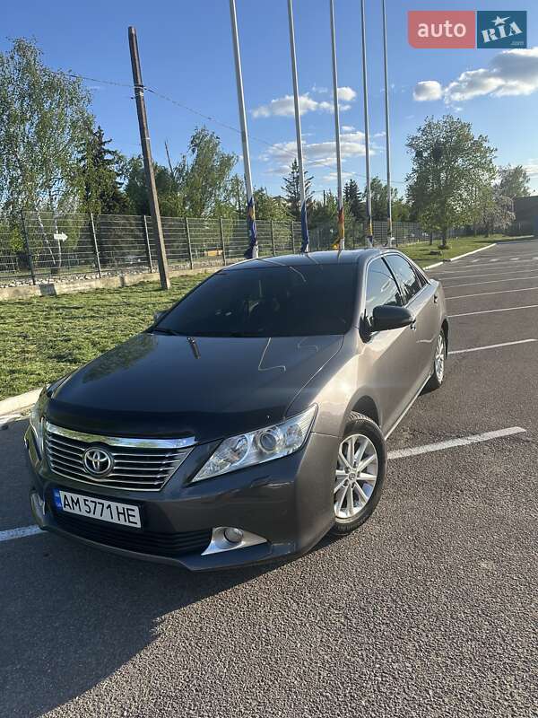 Toyota Camry 2012