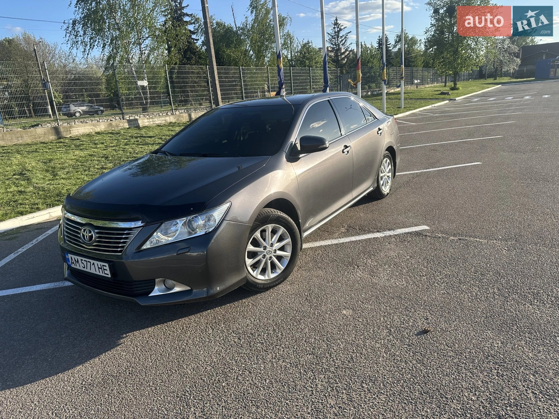 2012 Toyota Camry - мініатюра 24