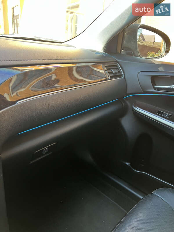 Седан Toyota Camry 2017 в Николаеве