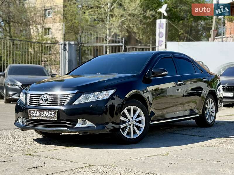 Седан Toyota Camry 2011 в 