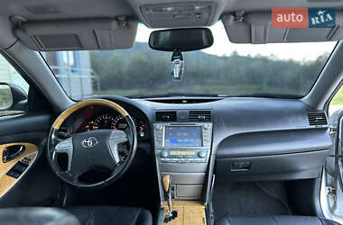 Седан Toyota Camry 2007 в 