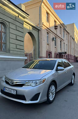 Седан Toyota Camry 2011 в 