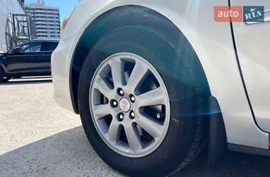 Седан Toyota Camry 2004 в 