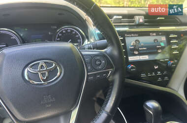 Седан Toyota Camry 2020 в 