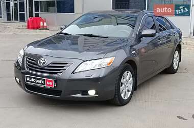 Седан Toyota Camry 2008 в Харькове