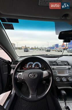 Седан Toyota Camry 2010 в 