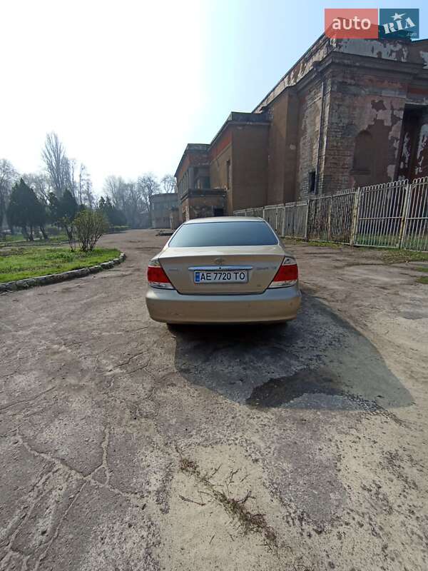 Седан Toyota Camry 2004 в Кам'янському