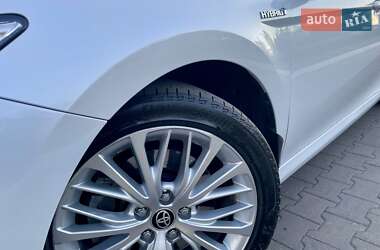 Седан Toyota Camry 2020 в Одессе