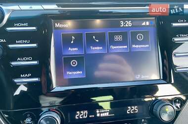 Седан Toyota Camry 2020 в 