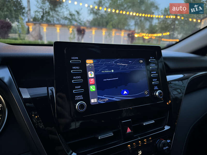 Седан Toyota Camry 2021 в Києві