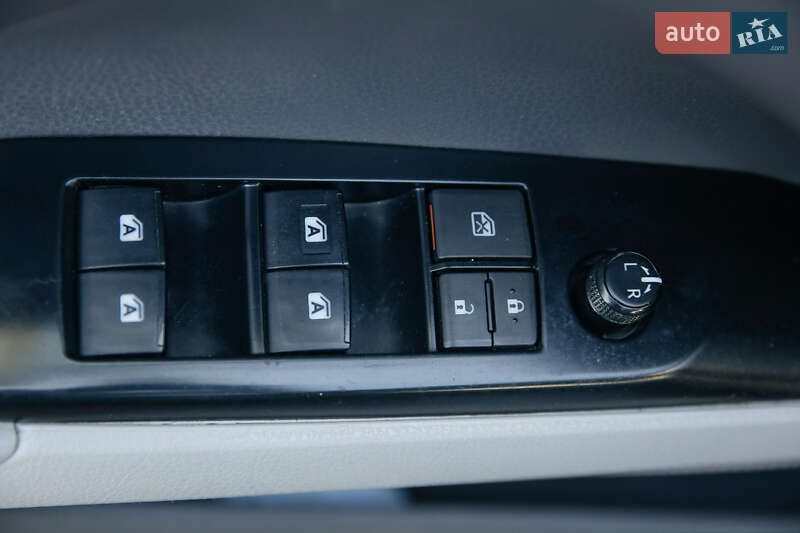 Седан Toyota Camry 2018 в Івано-Франківську фото 16 Седан Toyota Camry 2018 в Івано-Франківську