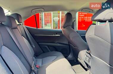 Седан Toyota Camry 2019 в 