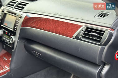 Седан Toyota Camry 2011 в 