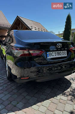Седан Toyota Camry 2019 в 