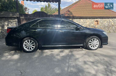 Седан Toyota Camry 2011 в 