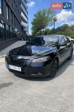 Седан Toyota Camry 2006 в Львові